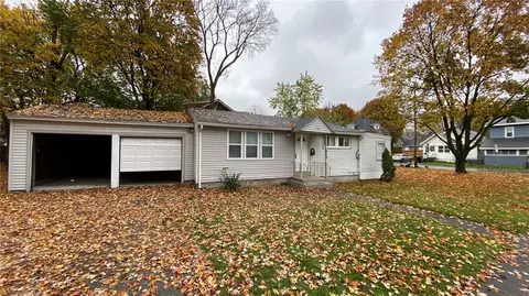 219 Shirley Dr, Syracuse, NY 13205