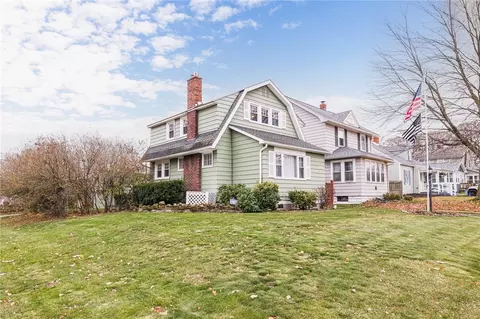 116 Carlisle St, Greece, NY 14615