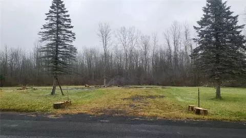 12192 Duck Lake Rd, Victory, NY 13143
