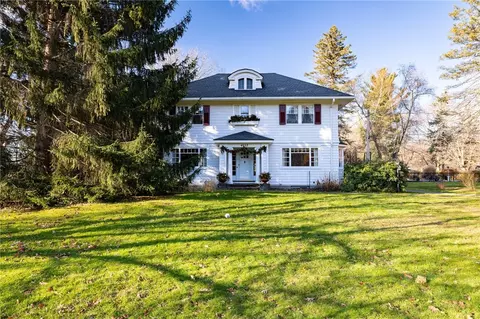 4057 Saint Paul Blvd, Irondequoit, NY 14617
