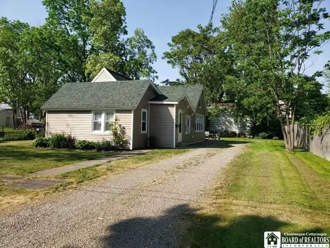 116 Bucknor St, Dunkirk, NY 14048