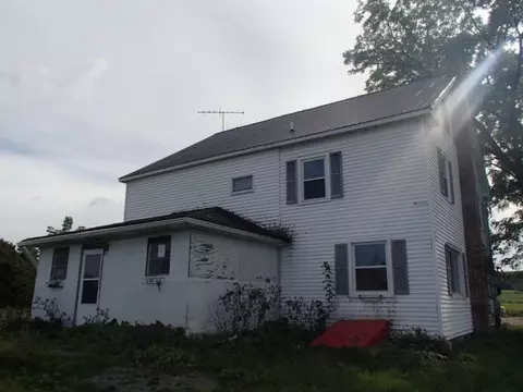 527 W Ames Rd, Canajoharie, NY 13317