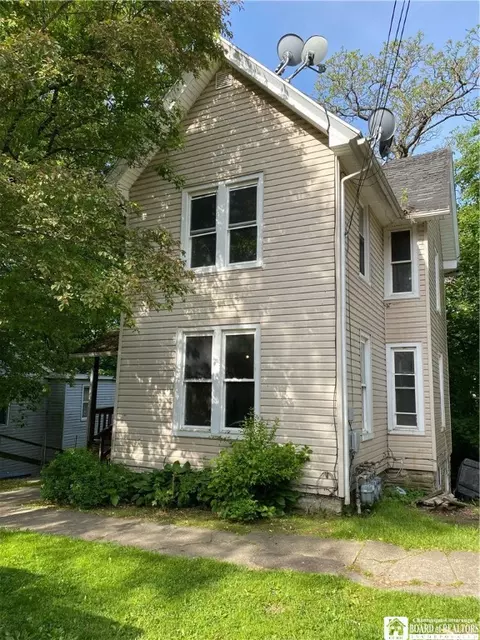 217 Fulton St, Jamestown, NY 14701