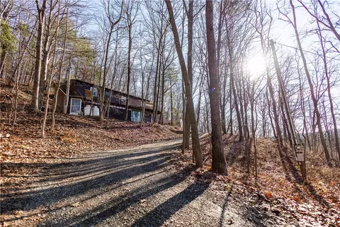 2957 E Valley Rd, Jerusalem, NY 14418