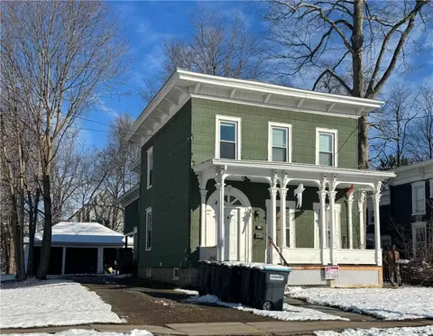 36 Grove St, Oneonta, NY 13820