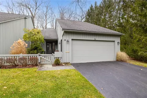 35 Winding Creek Ln, Rochester, NY 14625