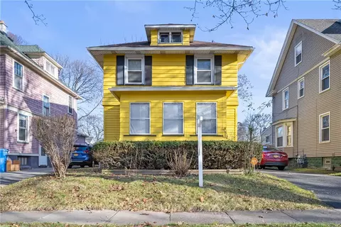 52 Salisbury St, Rochester, NY 14609