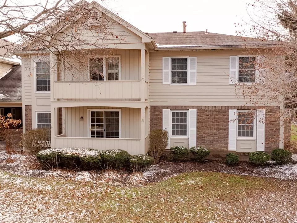 21 Wood Creek Dr, Pittsford, NY 14534 30 Photos Movoto