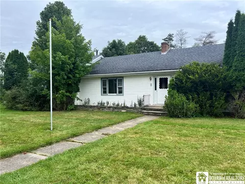 76 South St, Amity, NY 14813