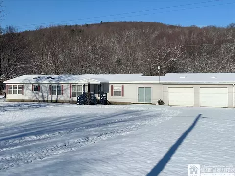 12982 Mud Creek Rd, Kennedy, NY 14747
