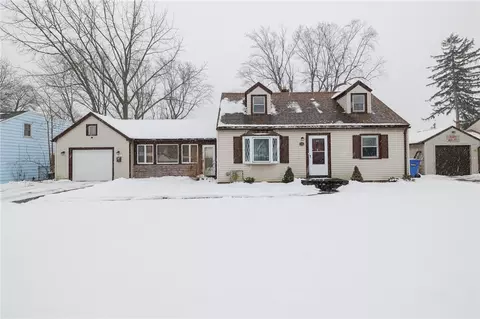 245 English Rd, Greece, NY 14616