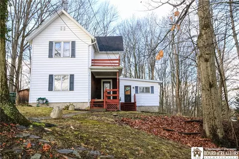 130 Ohio St, Jamestown, NY 14701