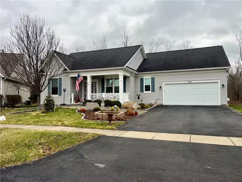 233 Kennedy St, Canandaigua, NY 14424