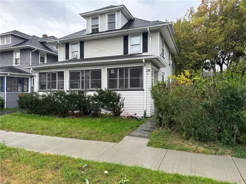 138 W Filbert St, East Rochester, NY 14445