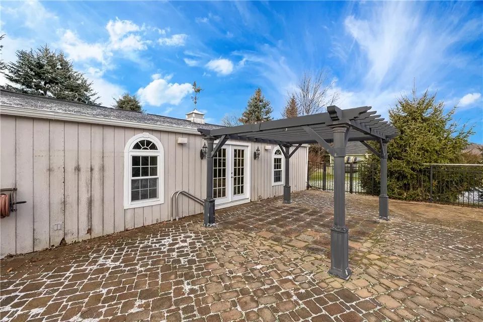 896 Sagamore Way, Victor, NY 14564 photo 41