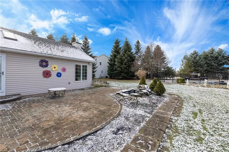  896 Sagamore Way, Victor, NY 14564 photo 35