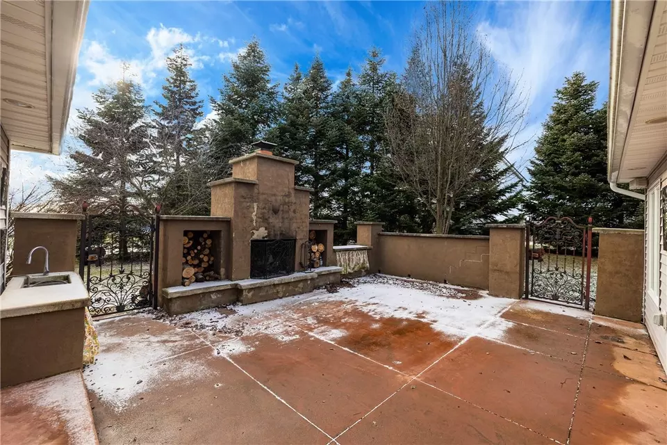  896 Sagamore Way, Victor, NY 14564 photo 32