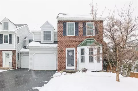 130 Port View Cir, Irondequoit, NY 14617