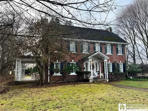 471 N Main St, Wellsville, NY 14895