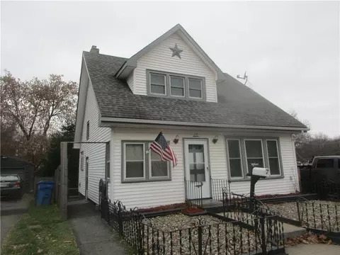 7 Alonzo St, Rochester, NY 14612
