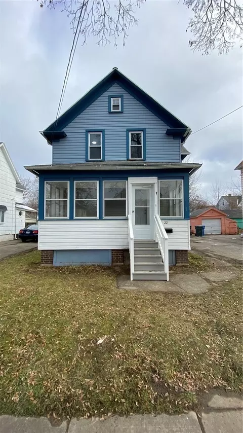 22 Robin St, Rochester, NY 14613