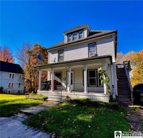 107 Wescott St, Jamestown, NY 14701