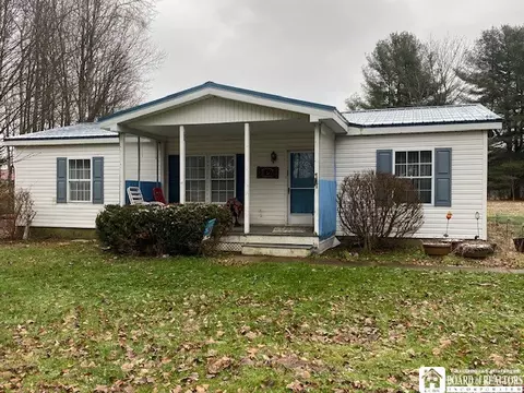 502 Blockville Watts Flats Rd, Harmony, NY 14710