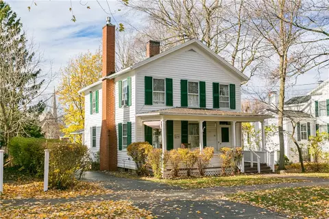 30 2nd St, Geneseo, NY 14454