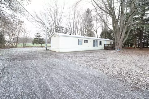 6484 Route 262, Byron, NY 14422