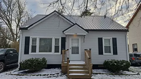 128 Swift St, Auburn, NY 13021