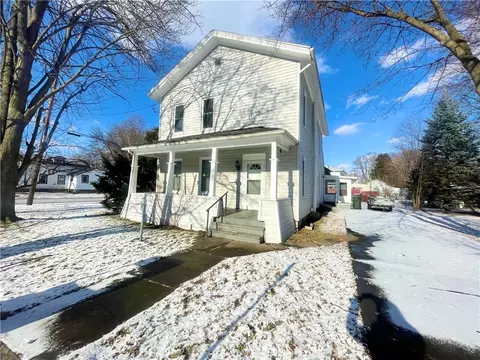 301 E Main St, Waterloo, NY 13165
