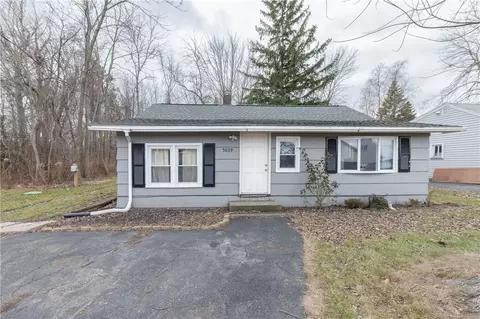 5809 W Wautoma Beach Rd, Hilton, NY 14468