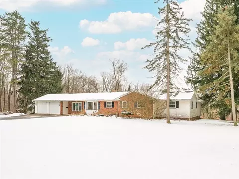 5765 Buffalo Rd, Riga, NY 14428