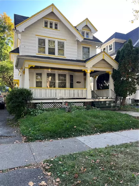 41 Earl St, Rochester, NY 14611