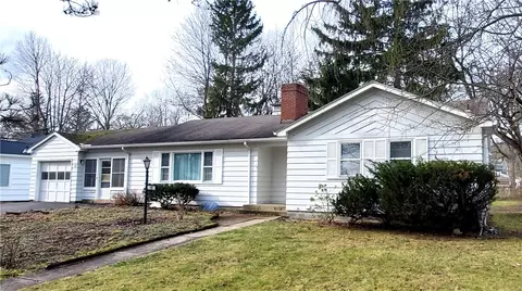 49 Southern Pkwy, Rochester, NY 14618