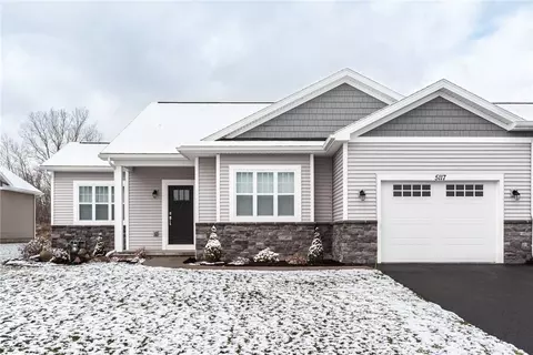 5117 Red Oak Ln #A, Batavia, NY 14020