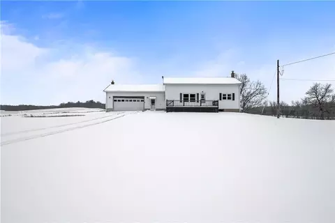 121 Cuddeback Rd, Phelps, NY 14532