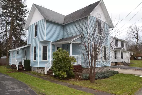 210 Madison St, Arcadia, NY 14513