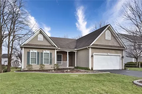 104 Branchbrook Dr, Henrietta, NY 14467