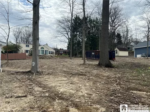 117 Warwick Rd, Ellicott, NY 14701