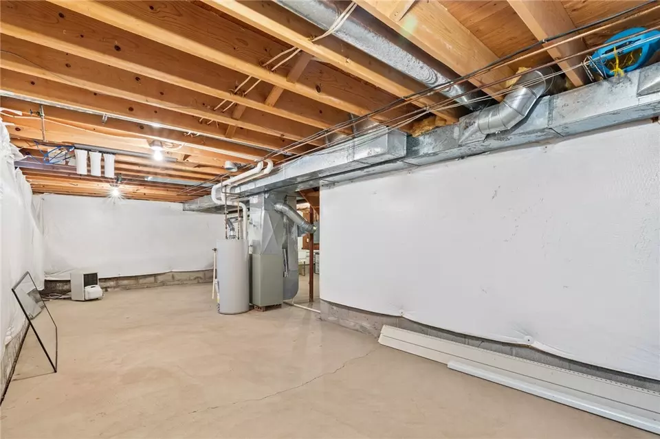 47 Hickory Manor Dr, Gates, NY 14606 20 Photos Movoto