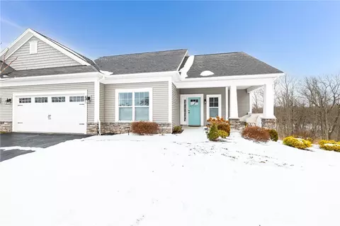 64 Longtrail Ln, Henrietta, NY 14467