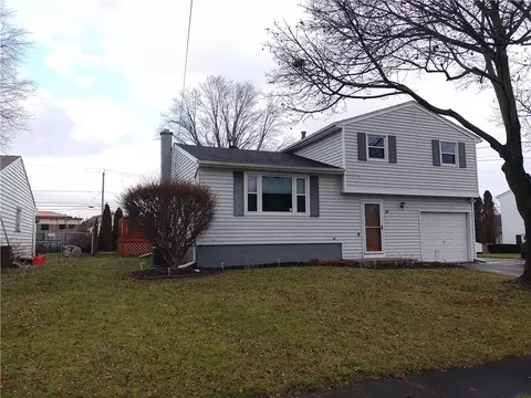 14 Kerr Ave, Gates, NY 14606