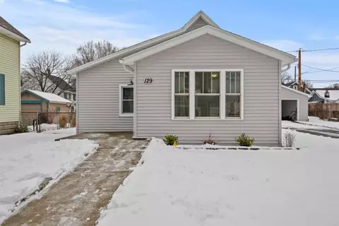 129 Leroy St, Rochester, NY 14612