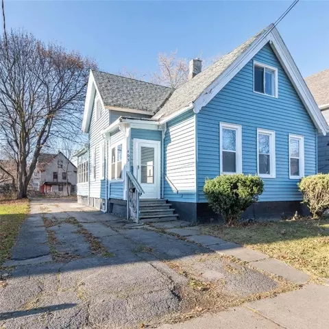405 1st St, Rochester, NY 14605