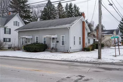 201 E Naples St, Wayland, NY 14572