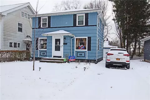 211 Westchester Ave, Irondequoit, NY 14609