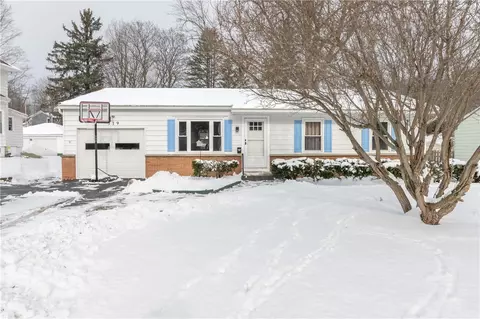 319 E Foster St, Palmyra, NY 14522