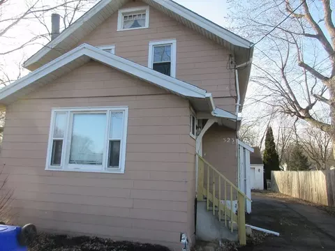523 Elmgrove Rd, Gates, NY 14606