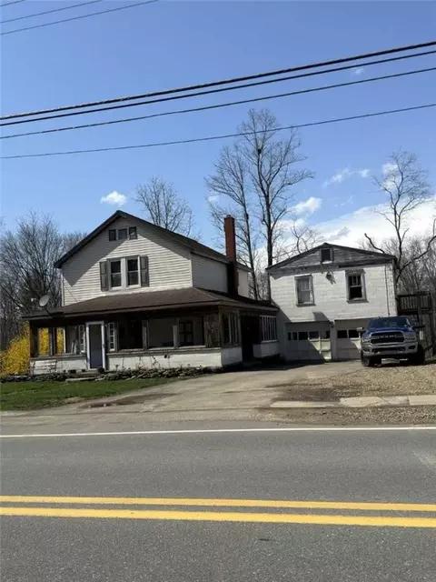 408 W Honeoye St, Shinglehouse, PA 16748